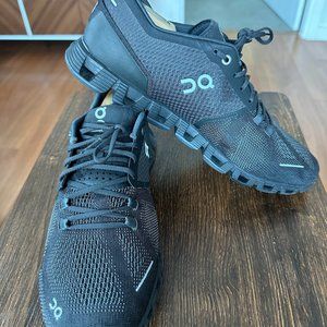 On Running Cloud X Shoes Mens 9.5